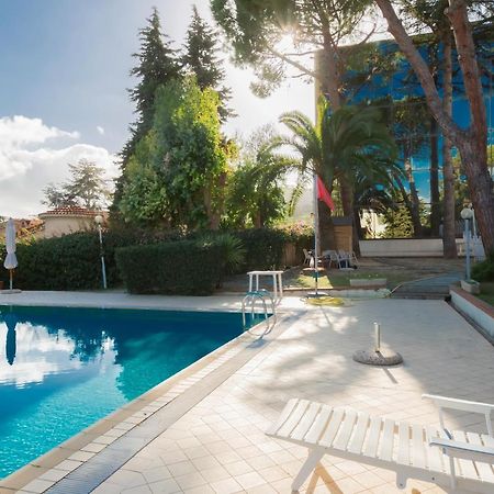 I Giardini Del Sole Con Piscina By Wonderful Italy Διαμέρισμα Σαν Ρέμο Εξωτερικό φωτογραφία